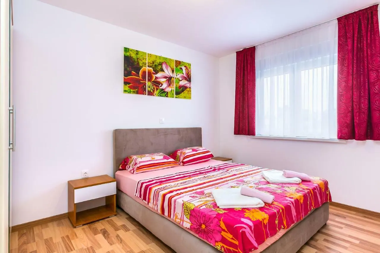 Guest house Dragan K2 Hotel Medulin Croatia